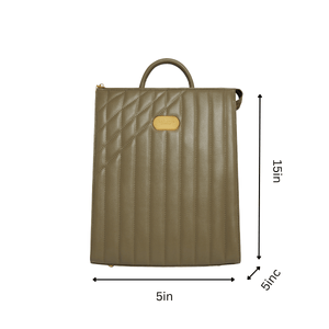 Green quilted bag with measurements on a white background
